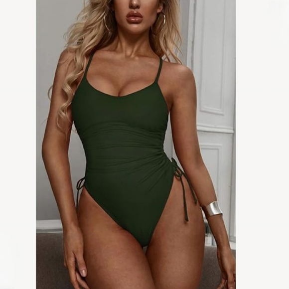 Viottiset Other - Women's Ruched High Cut One PieceSwimsuit Tummy Control - NWOT